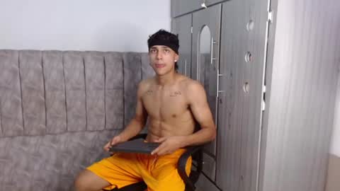 alex online show from June 11, 11:25 pm