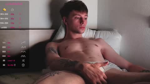 Snapshot of alex_schafer chatting on October 12, 9:27 pm alex_schafer online show from October 12, 9:27 pm