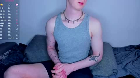 alex_silent online show from April 19, 7:38 pm