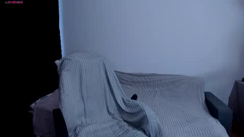 alex_silent online show from June 29, 11:43 am