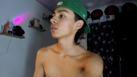 Alex online show from December 18, 4:35 pm