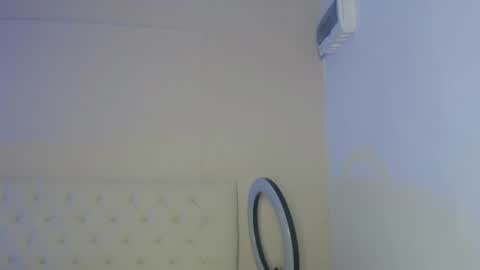 alexa__11 online show from June 24, 12:56 pm