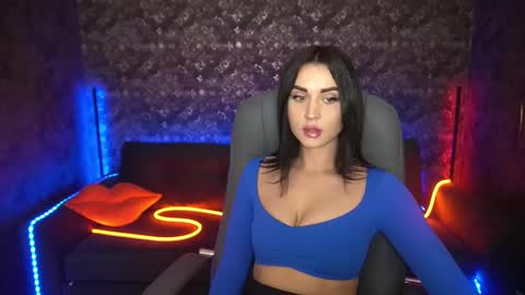 Snapshot of alexagreyyy chatting on March 8, 12:22 am alexagreyyy online show from March 8, 12:22 am