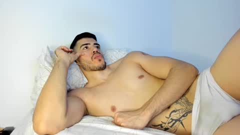 alexander__lips online show from November 15, 7:04 pm