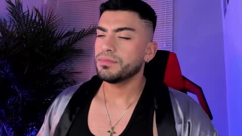 Alexander Diaz online show from September 15, 10:50 am