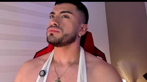 Alexander Diaz online show from April 29, 5:30 pm