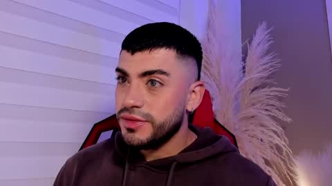 Alexander Diaz online show from May 4, 2:01 pm