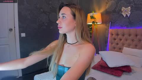 AlexaWilds online show from April 3, 1:51 pm