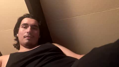 alexbravo13 online show from November 4, 4:25 am