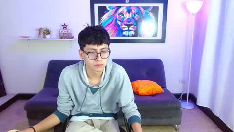 alex online show from March 11, 1:47 pm