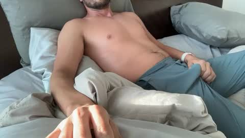 alexgeer online show from August 7, 11:14 pm