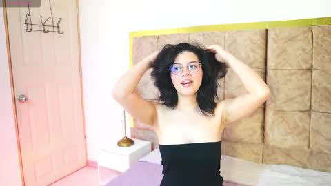 alexia_clark7 online show from February 23, 7:38 pm