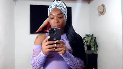 alexia_sinclaire24 online show from August 5, 11:24 pm