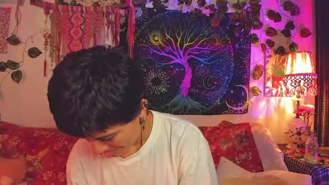 Alex online show from May 17, 1:26 am