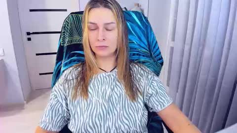 Alexia online show from January 17, 3:54 pm