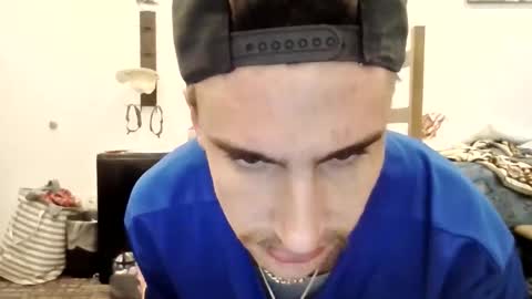 alexkuntz17 online show from September 20, 9:51 pm