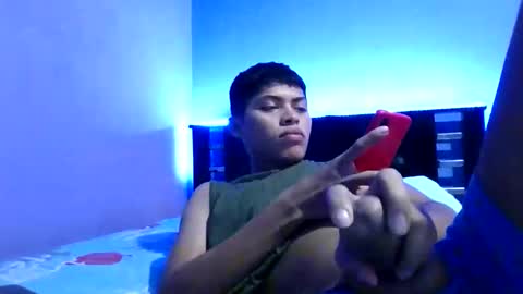 alexsexy1405 online show from January 6, 10:58 pm