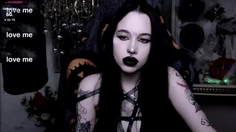 Snapshot of alexx_succubus chatting on October 23, 5:47 pm Alexx Succubus online show from October 23, 5:47 pm