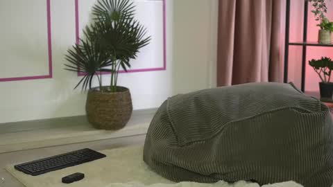 alexxiskye online show from March 29, 8:38 am