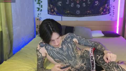 Alex online show from February 13, 3:21 am