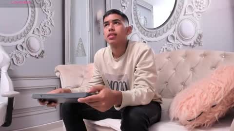 ALEX online show from March 6, 11:03 am