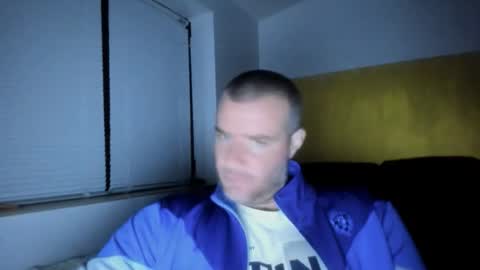 alfiesolomons87 online show from April 10, 8:57 pm