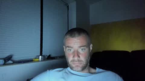 alfiesolomons87 online show from May 25, 7:42 pm
