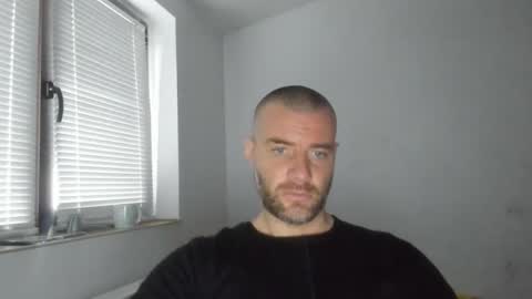 alfiesolomons87 online show from December 3, 10:27 am