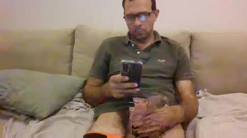 alfonzo43 online show from September 18, 9:19 pm