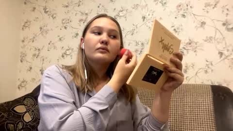 Kate online show from October 20, 11:04 am