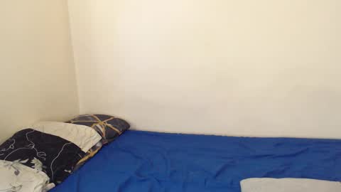 Snapshot of algiz_ chatting on October 13, 4:53 pm algiz_ online show from October 13, 4:53 pm