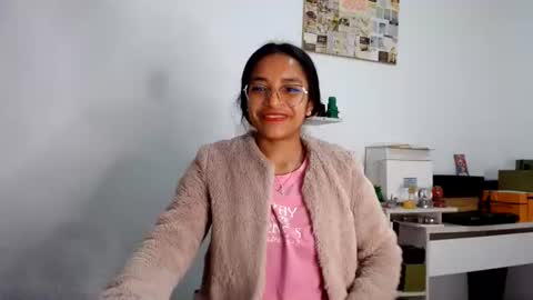 Alia  online show from June 20, 3:07 pm