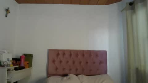 Snapshot of alia_lombardi chatting on February 10, 3:53 pm Alia      Anjali  online show from February 10, 3:53 pm
