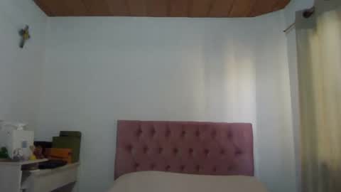 Snapshot of alia_lombardi chatting on February 4, 12:44 pm Alia      Anjali  online show from February 4, 12:44 pm