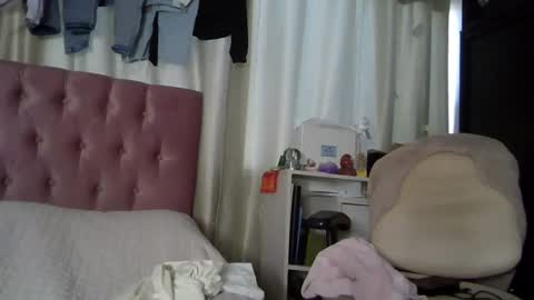 Snapshot of alia_lombardi chatting on December 3, 12:34 pm Alia      Anjali  online show from December 3, 12:34 pm