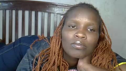 alic_crazy online show from December 4, 10:40 am