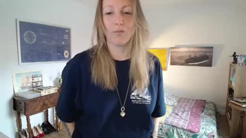 Alice online show from November 9, 10:19 am