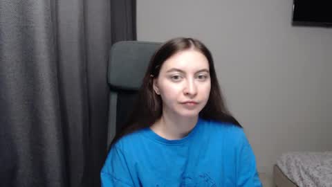Snapshot of alice_________________________ chatting on February 16, 5:37 pm Alice online show from February 16, 5:37 pm