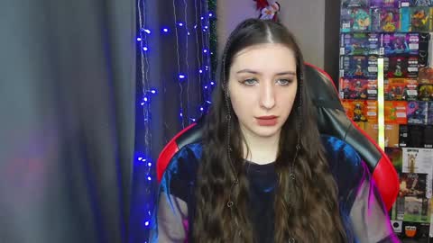 Alice online show from December 13, 4:27 pm