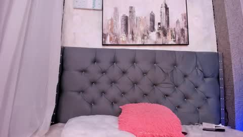 Alicia  online show from February 26, 10:57 pm