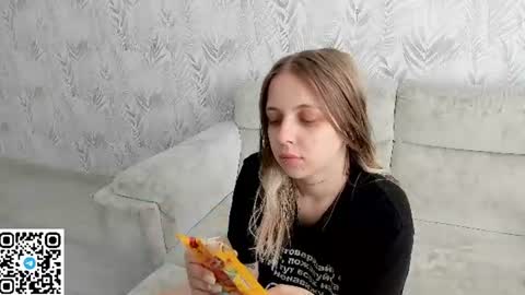 alice_halle online show from June 20, 3:02 am