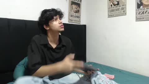 alice online show from April 4, 1:29 pm
