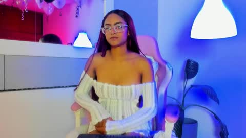 alice_simmons online show from February 14, 11:53 am