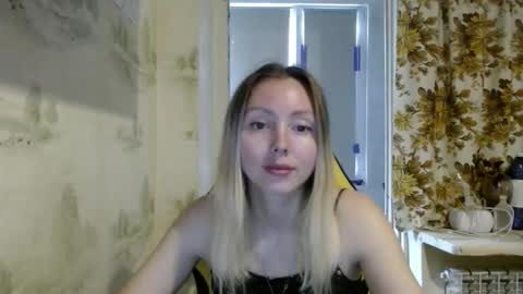Alice smiles online show from May 17, 11:19 am