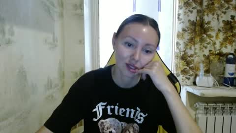 Alice smiles online show from July 31, 12:28 pm
