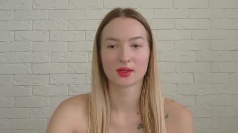 Snapshot of alice_sweet_01 chatting on October 20, 1:38 pm Alice online show from October 20, 1:38 pm