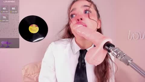 Alice online show from October 22, 7:26 pm