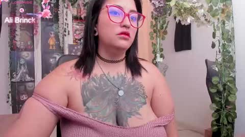 Alice Brinck online show from February 26, 4:05 pm