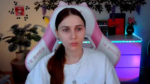 alicecharmy online show from April 15, 3:15 pm