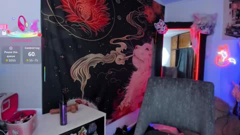 Alice Danger     online show from February 25, 9:18 pm